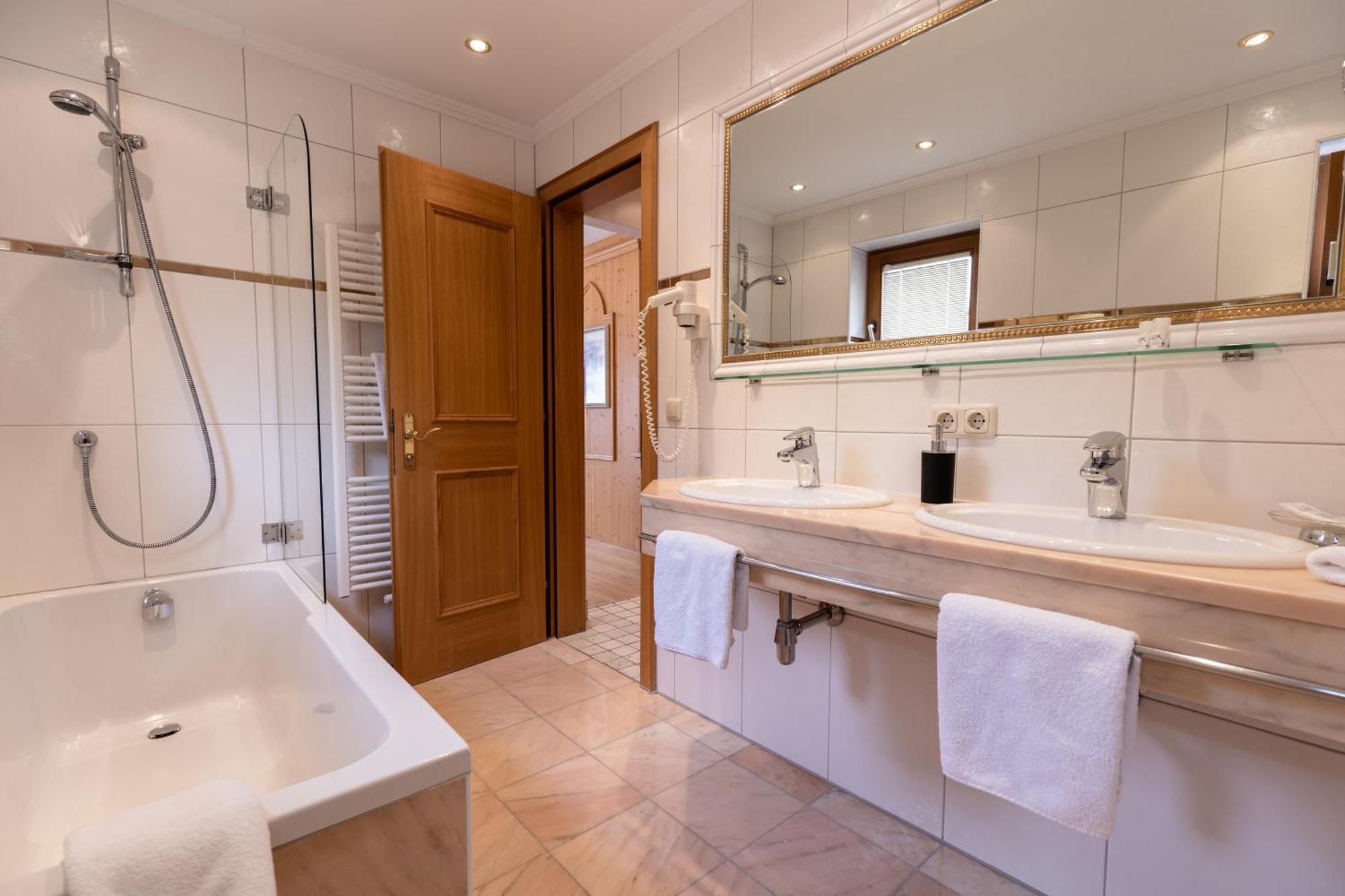 Hotel Schlosshof Ischgl Luaran gambar